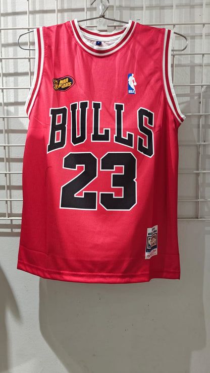 BULLS RED JERSEY